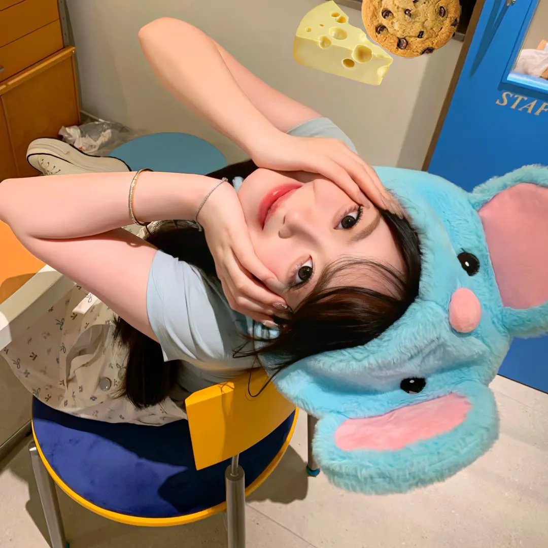 家用摄像头海报
